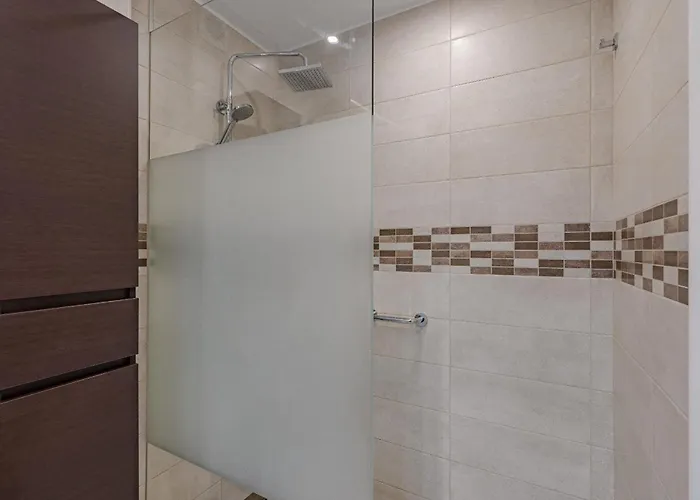 Verodal 2 Bedroom شقة *